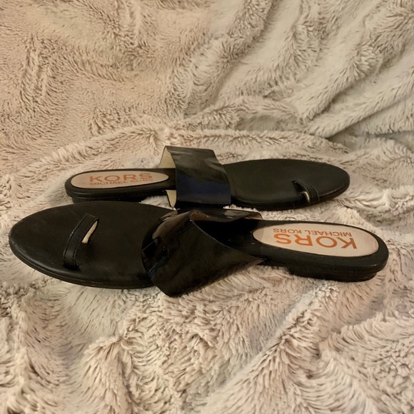 Michael Kors black sandals. Woman’s size 6 - Picture 4 of 4